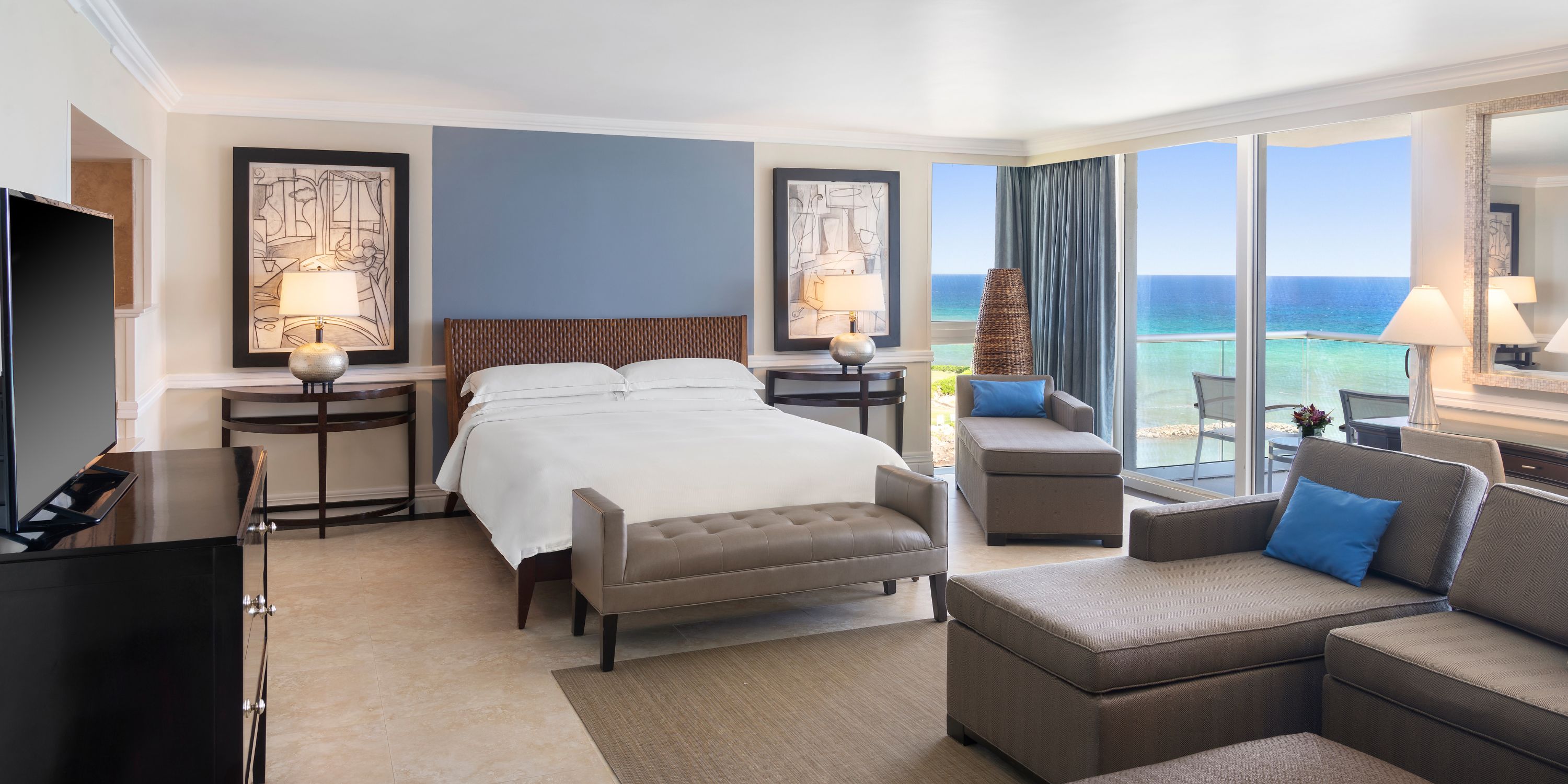 Hilton Rose Hall King Size Room